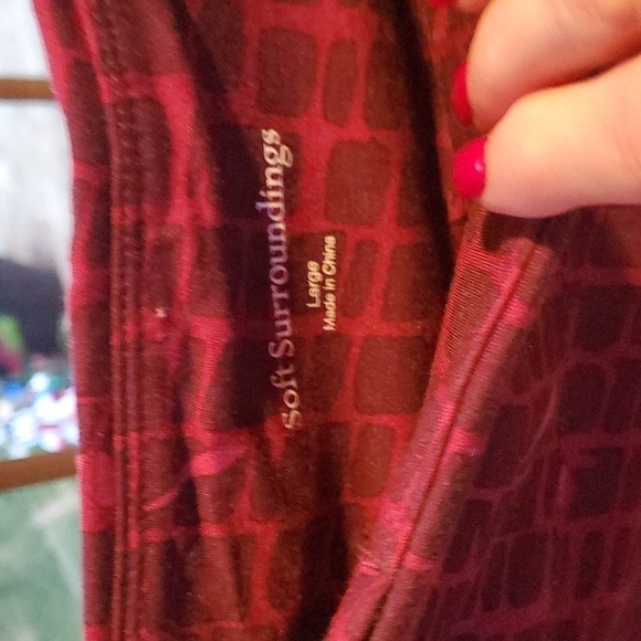 Soft‎ Surroundings SuperSlim Isandra Sz. L Leggings - Picture 3 of 15